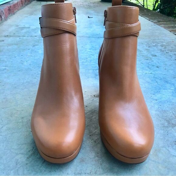 Vionic Nella Ankle Boots Heeled Camel Light Brown Tan Leather Water Repellent 9 - Picture 9 of 10